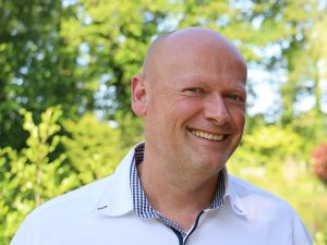 WhatsApp met Henk van Hoveniersbedrijf De Vuursche
